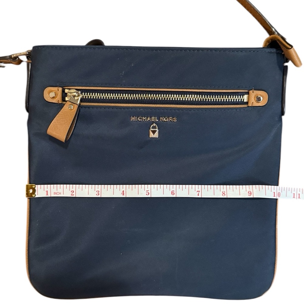 Michael Kors Kelsey Blue Nylon Crossbody Bag with Adjustable Strap - Picture 3 of 11